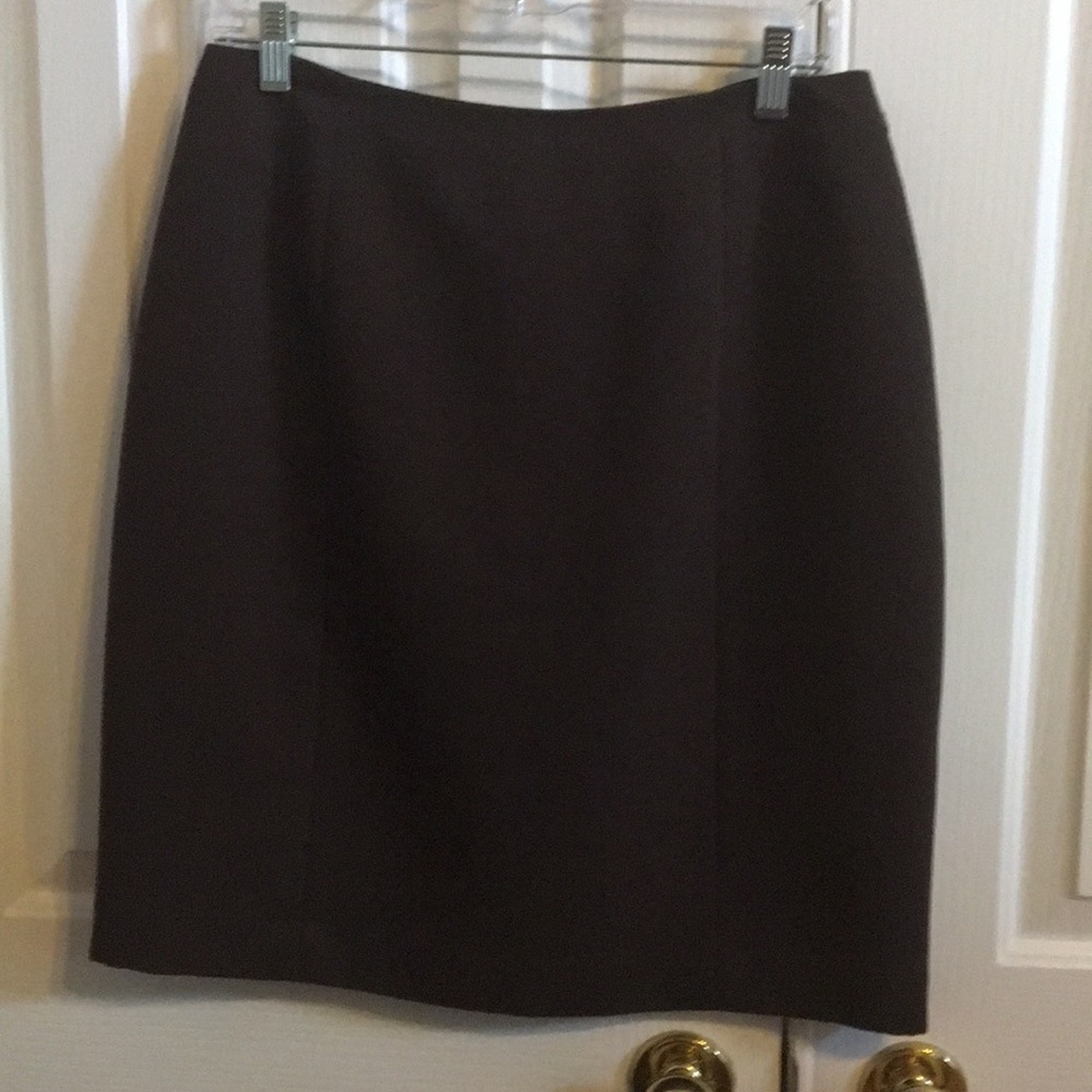 Michelle Brown skirt
